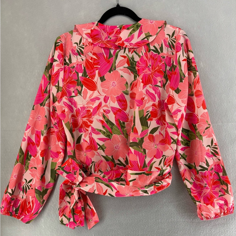 Ava & Aiden Floral Wrap Ruffle Collar Blouse
Pink Medium Vibrant - Picture 10 of 12